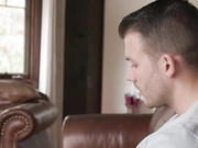 新感觉女学生想要学习如何吸吮和性交方式