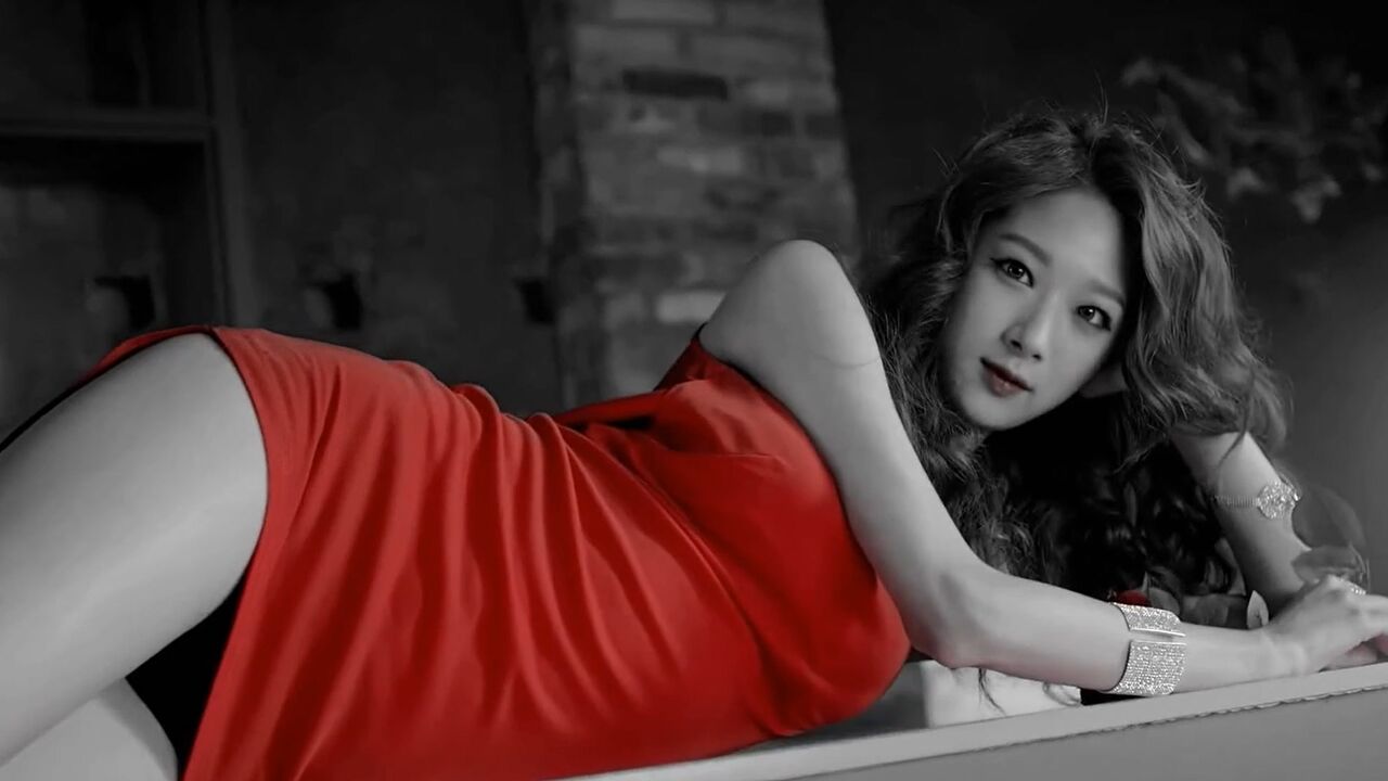 棒子女团九缪斯wildR18mv经典永流传