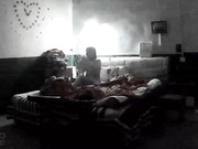 居家攝像頭黑客破解拍攝到的寂寞小夫妻日常過性生活 貌似好久沒操了有點饑渴 露臉高清