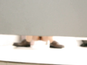 最新流出國內廁拍大神四處遊蕩尾隨美女進入公共女廁近距離拍攝 形態各異姿勢看得讓人欲火焚身 1080P原版高清