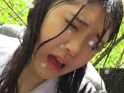 [DRPT-030] 変態オヤジにカッパの中を全裸にされボランティア清掃員が近くにいるのにガクイキしてしまうウブっこ女子○生 皆瀬あかり 【破解】 - 1of5