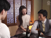 [KBR-022] 憧れだった上司の奥さんに、痴女られた熱帯夜 松岡すず 【破解】 - 1of5