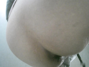 商场女厕近景真实偷拍多位少妇熟女方便，大屁股大鲍鱼哗哗的尿量充足