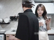 黑丝秘书办公室偷情 眼神中透露出狂野的欲望 对他温柔的吻陡然变得火热而深情