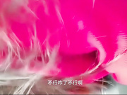 倒反天罡强上老妈❤️趁老爸不在家偷拍老妈裙底被发现直接将错就错推翻老妈就强插内射