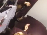 优衣库后续美女在换衣服男友冲进去开始揉大咪咪，开干是都是水，插得很幸福