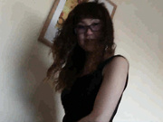 国模小莉宾馆私拍花絮视频流出阴毛有点重，亮点是全程搞笑对白