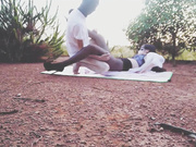 真大胆,网红美女为出名邀请网友到乡下田间啪啪,性感黑丝短裙真诱惑,担心被农民伯伯听见,狠狠爆操也不敢大叫!