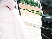 东北豪放姐自驾游到某景区勾引路人大哥到山上野战无套内射