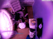 特色酒店偷拍小伙带性感漂亮的女神美女开房不带套就想操,妹子又想要又怕边挣扎边哀求：你要带套,我怕怀孕!