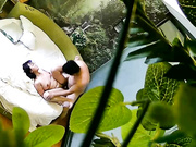 自然钟点房饥渴马尾小少妇与四眼男偷情进屋就热吻洗干净床上各种大战激情四射少妇淫叫喘息声是亮点猛干少妇很满足