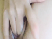 极品爆乳女神完具酱最新VIP会员版之微信1V1大尺度厕所自慰 双指插到潮喷 超刺激 全程肉鲍特写 高清1080