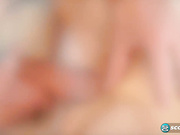 诱惑大鸡巴少年做爱的美熟女