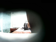 精品特色酒店偷拍模特身材美女和高富帅哥开房啪啪开干前接个电话