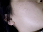 晚上吃饭故意灌醉和表哥吵架后来找我评理的表嫂,趁她熟睡后干了她紧闭肥厚的一线天逼,可能有感觉哼唧哼唧的!