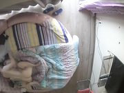 气质漂亮的美女少妇和闺蜜男友宾馆私会开房偷情时被偷拍,2人如胶似漆的缠绵后撕破丝袜疯狂爆操