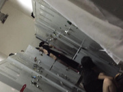 艺校舞蹈班下课 纷纷换衣服上厕所 拍个不停