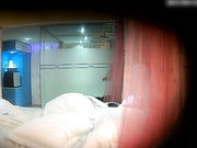 学院派气质美女和男友酒店开房,趁男友洗澡时打开手机里的A片摸逼自慰被男友看见掰开双腿用尽全力干的淫叫!