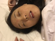 和同事吃宵夜被灌醉后酒店开房死猪般随意玩弄后啪啪酒精过敏脸上起红点有点吓人