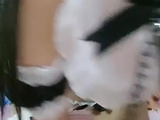 双马尾萝莉萌妹项圈白丝道具自慰，无毛嫩穴手指扣入玻璃棒快速抽插，掰穴特写非常诱人