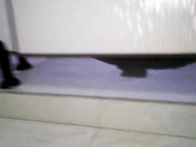 【贼有意思】厕所偷窥直接把手机伸进去拍脸，各路美女反应笑死娃了，干嘛，别闹，谁呀,走开，别拍了！