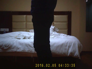 大学生情侣酒店开房真搞不懂这美女怎么会被这猥琐四眼仔泡到108P高清无水印