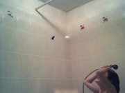 精品推薦 出租屋攝像頭偷拍白領眼鏡小姐姐沐浴更衣 雪白肌膚堅挺美乳看得讓人欲火焚身 1080P高清原版