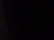 借着钢琴声的掩护趴墙头偷窥邻居漂亮美眉洗澡这身材没得说的