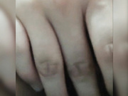 寂寞难耐的小骚货忍不住自慰