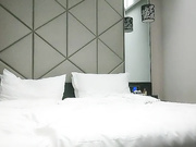 约外围温婉气质女神69特写淫洞啪啪娇喘高潮迭起