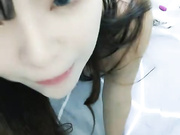 苗条妹子勾引小哥上位骑乘抽插呻吟娇喘诱人