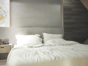 胖子工作室大圈年女转战床上怼着骚穴尽情输出