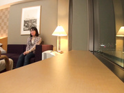 [INOT-004] 推し活女子は￥交で夢を買う！超陰キャ地味子がチン媚び濃厚生中出し 彼氏を裏切り小汚い生おぢチ◎ポを愛した夜 - 1of5