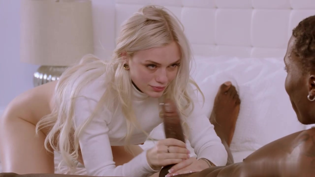 『中文字幕』大黑屌肉棒被白嫩女孩抚摸揉捏